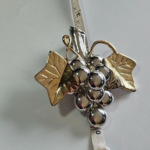 MJ silver and gold tone grape cluster brooch - Picture 7 of 11